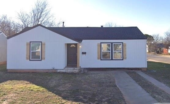 1482 Burger Street - Photo 0