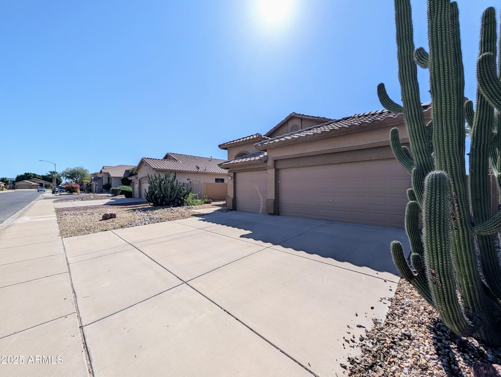 5959 W Kimberly Way - Photo 3