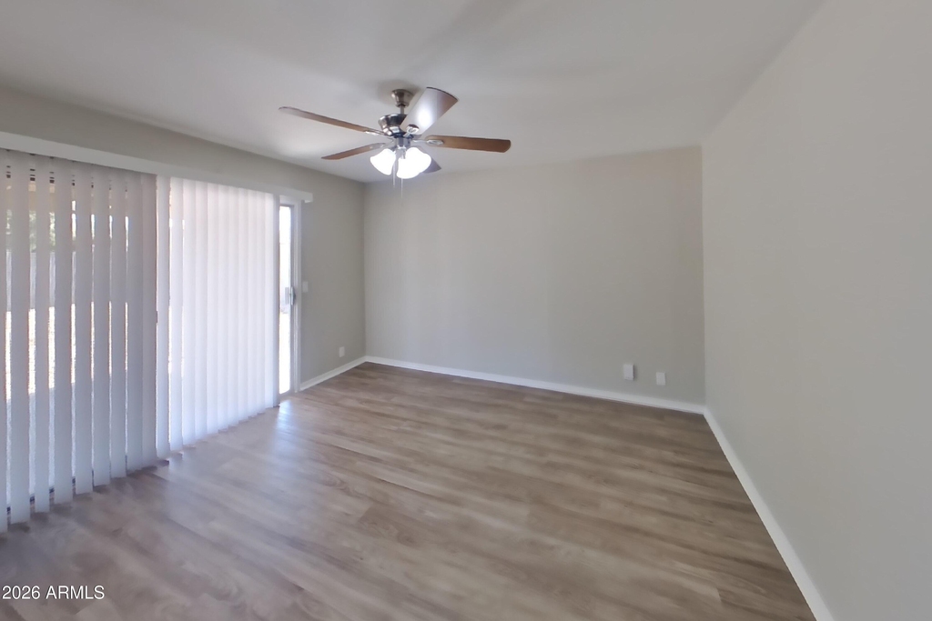 7334 W Carol Avenue - Photo 14