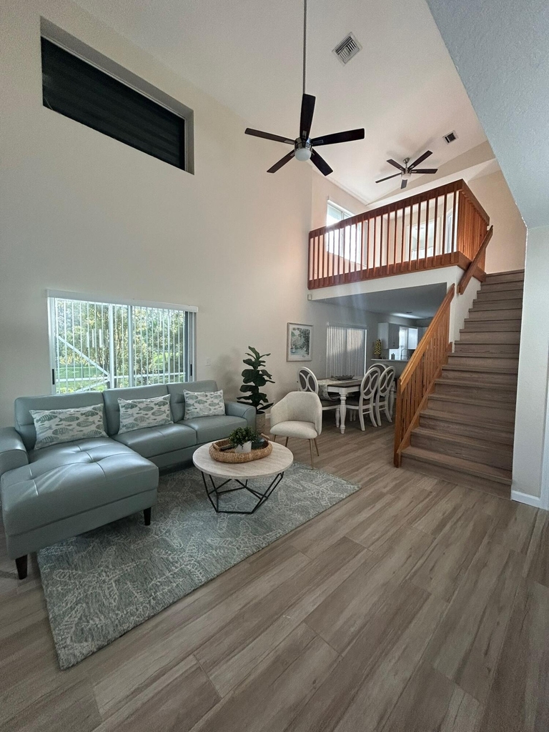 1136 Staghorn Street - Photo 5