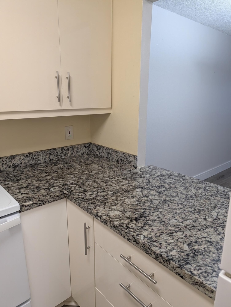 430 Se 2nd Avenue - Photo 10