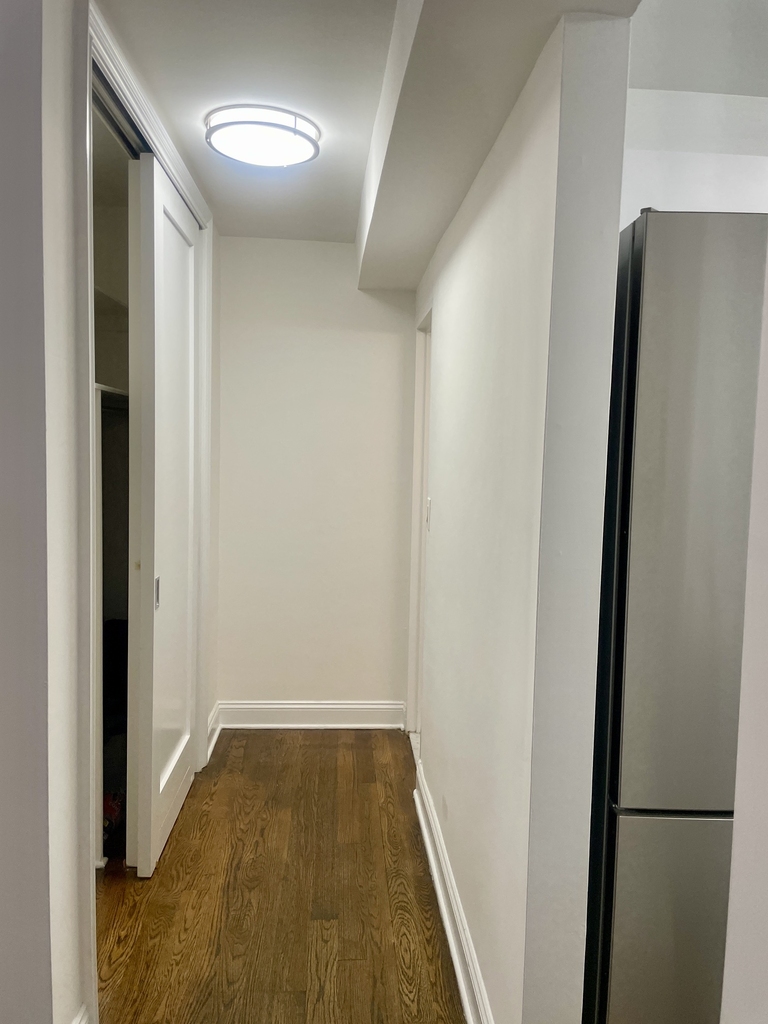 405 East 56th Street, 9L - Photo 6
