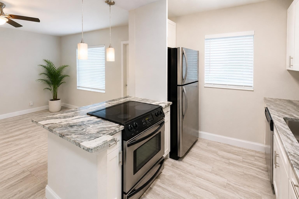 115 Sw 1st Avenue - Photo 2