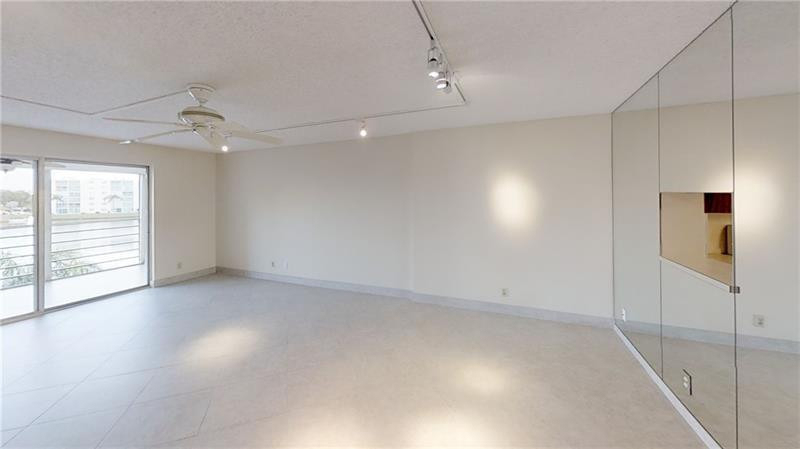 101 Se 3rd Avenue - Photo 22
