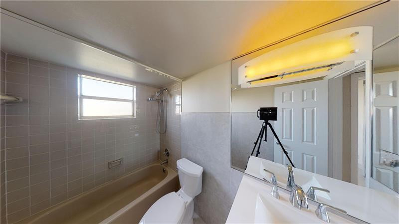 101 Se 3rd Avenue - Photo 11