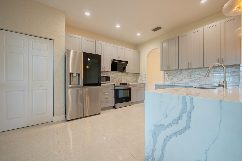 8902 Kettle Drum Terrace - Photo 2