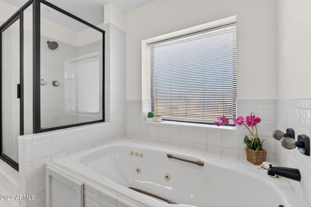 7220 E Mary Sharon Drive - Photo 24