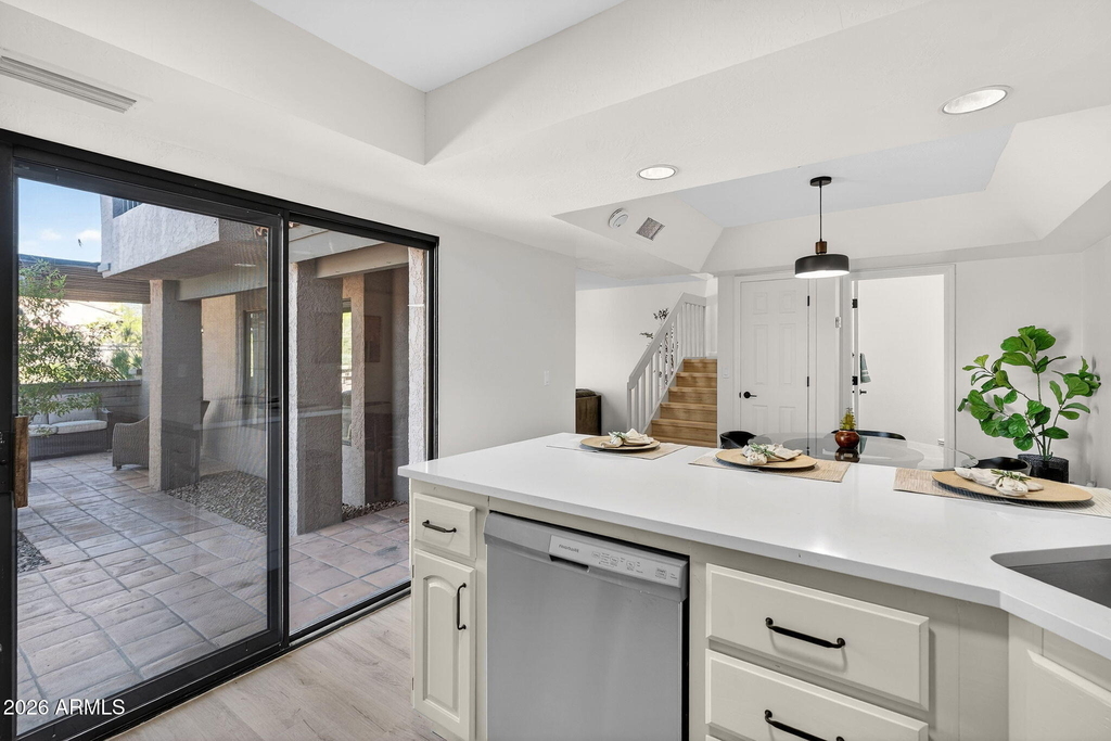 7220 E Mary Sharon Drive - Photo 12