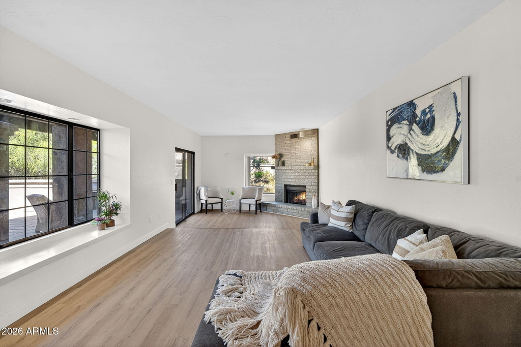 7220 E Mary Sharon Drive - Photo 5