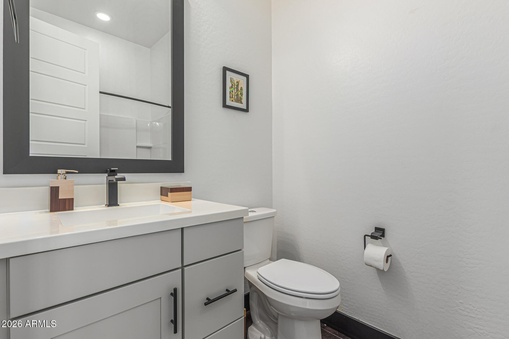 712 E Buist Avenue - Photo 40