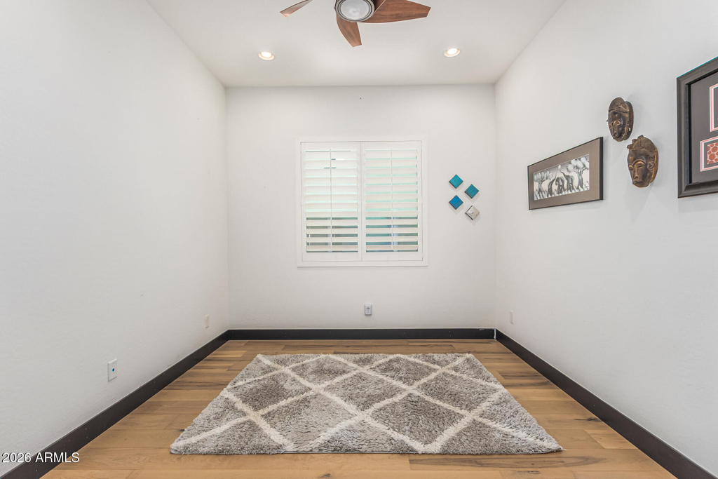 712 E Buist Avenue - Photo 31