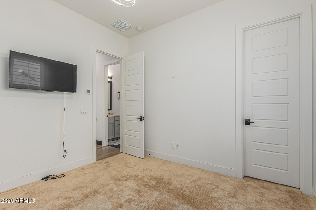 712 E Buist Avenue - Photo 32