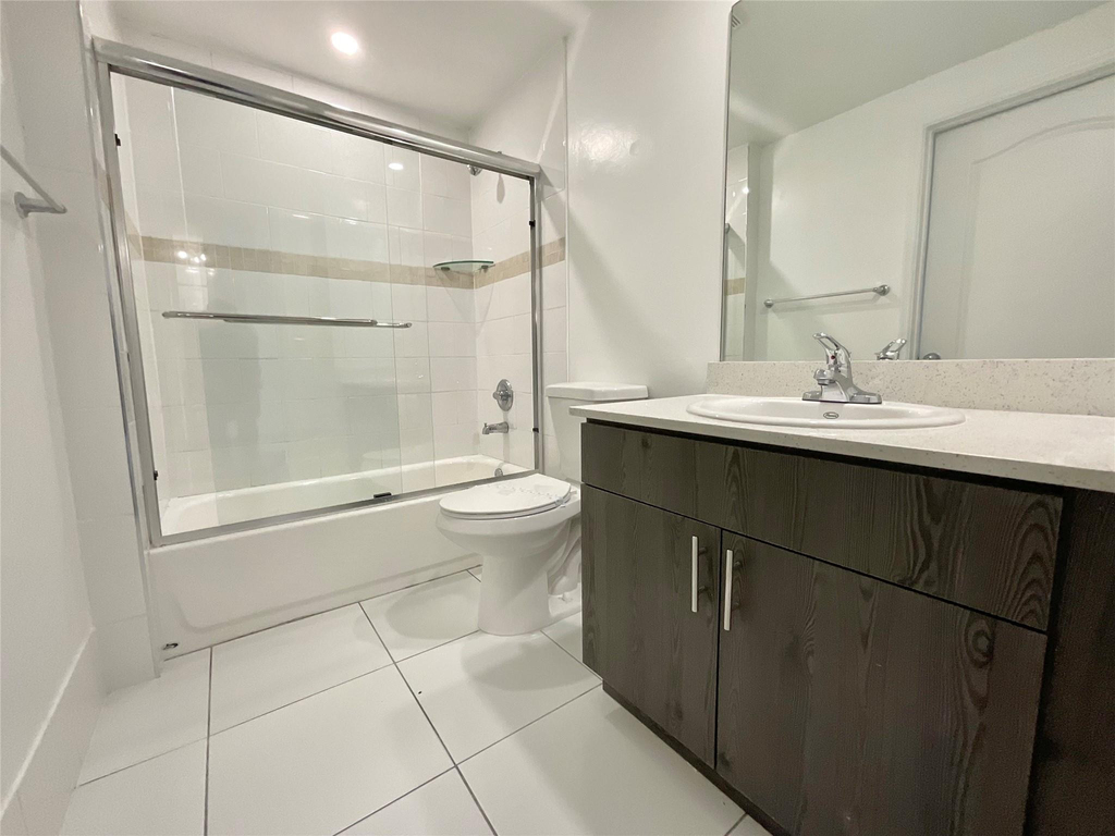 7707 Nw 7 Street - Photo 4