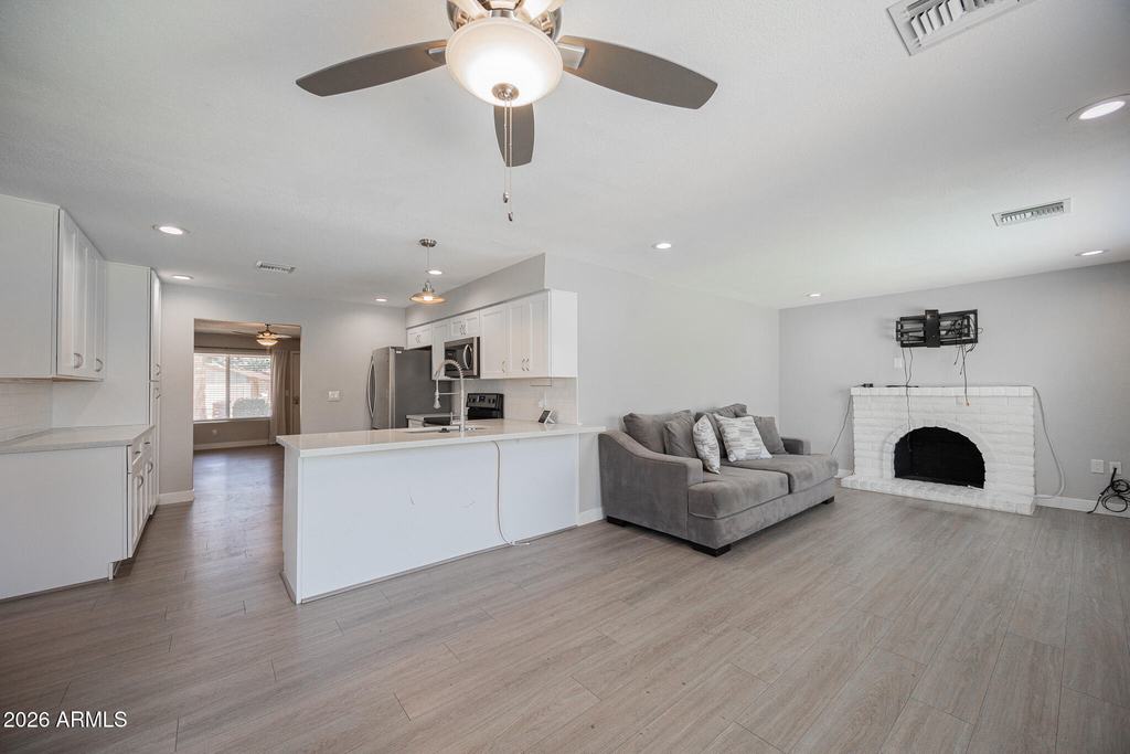 3715 E Sweetwater Avenue - Photo 5
