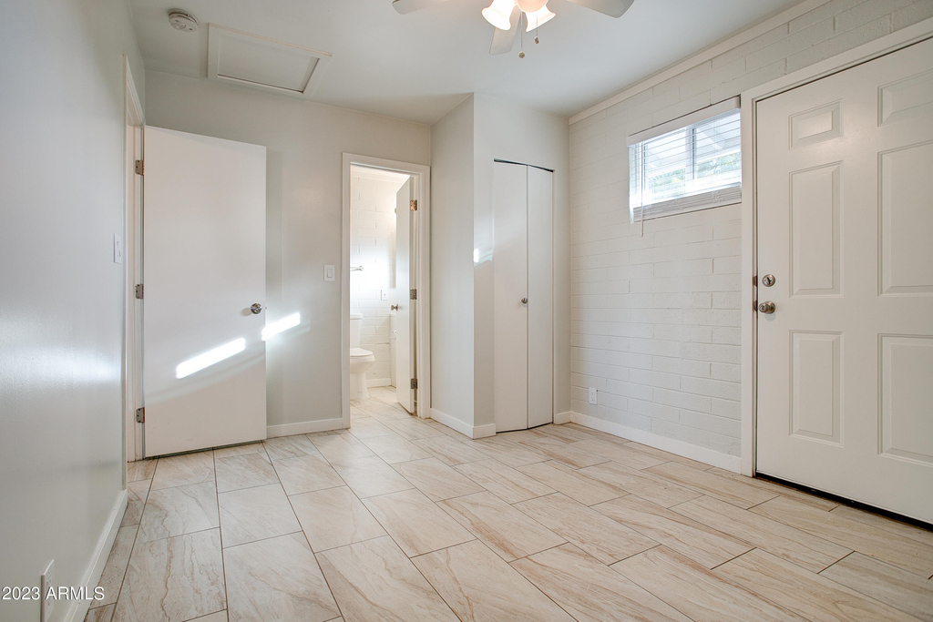 210 E Jones Avenue - Photo 12