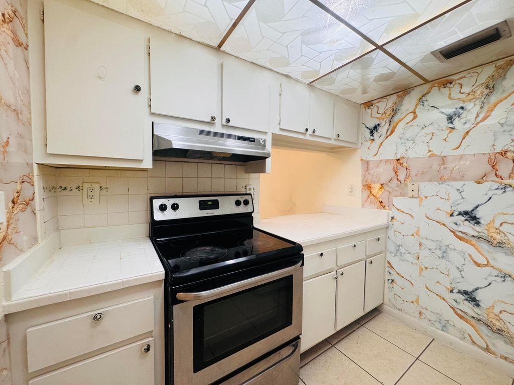 1900 N Congress Avenue - Photo 21