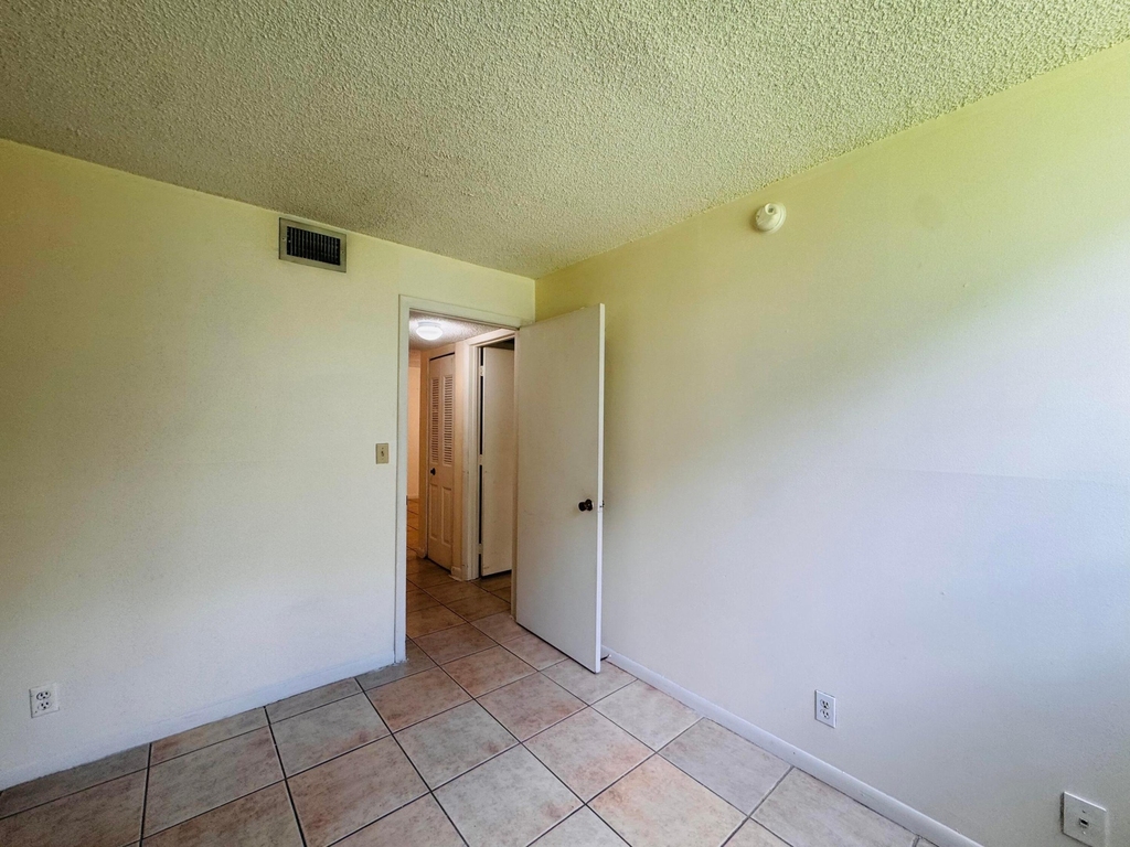 1900 N Congress Avenue - Photo 25