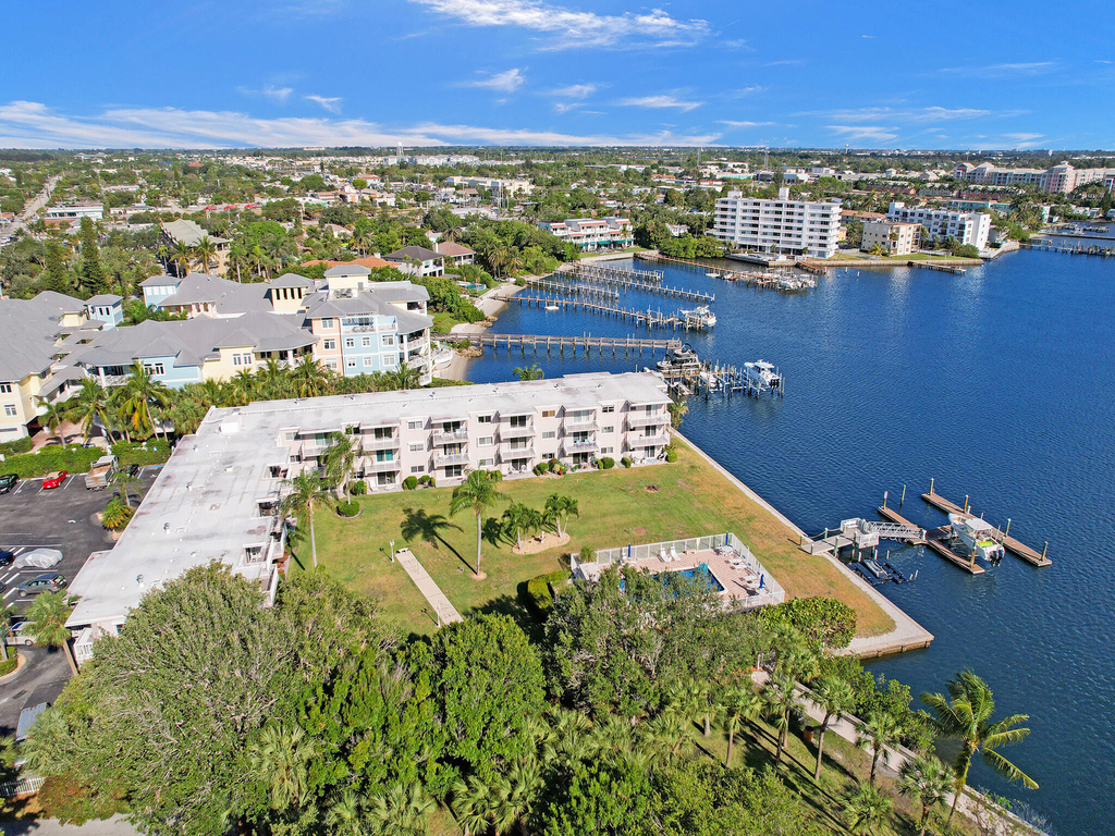 311 E Ocean Avenue - Photo 19