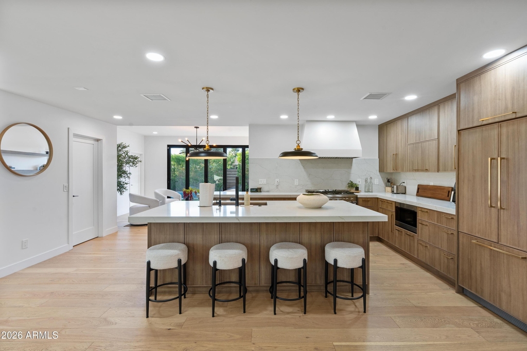 8614 E Highland Avenue - Photo 12