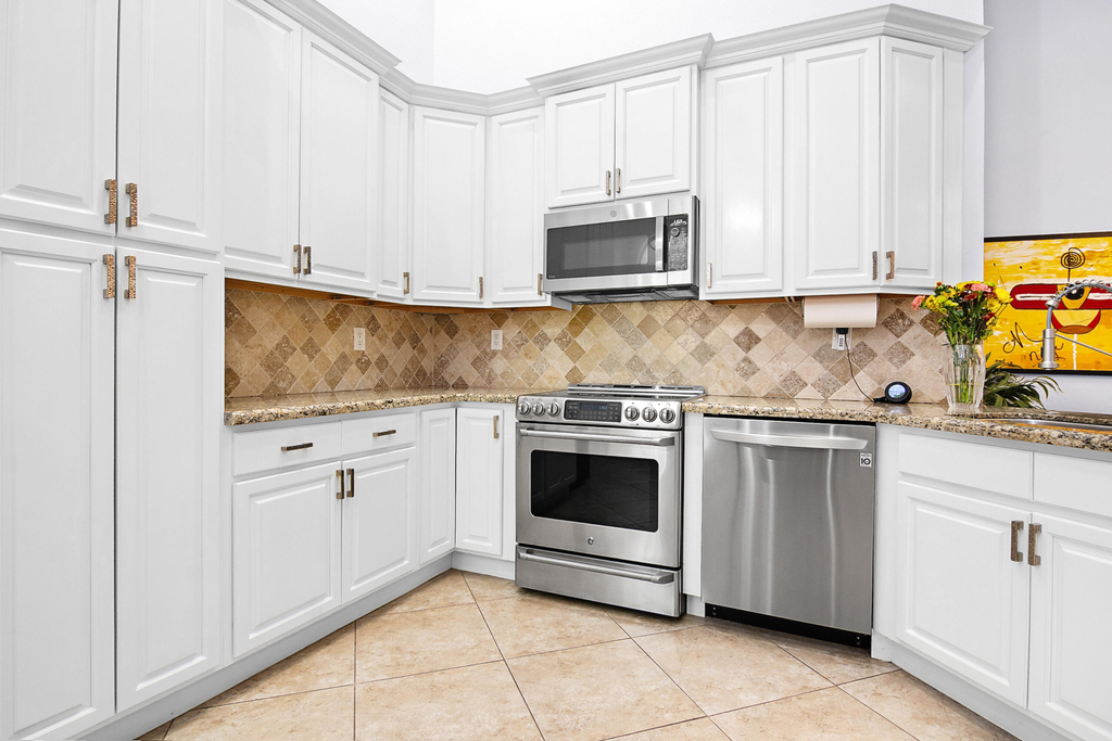 2102 Mahogany Place - Photo 16