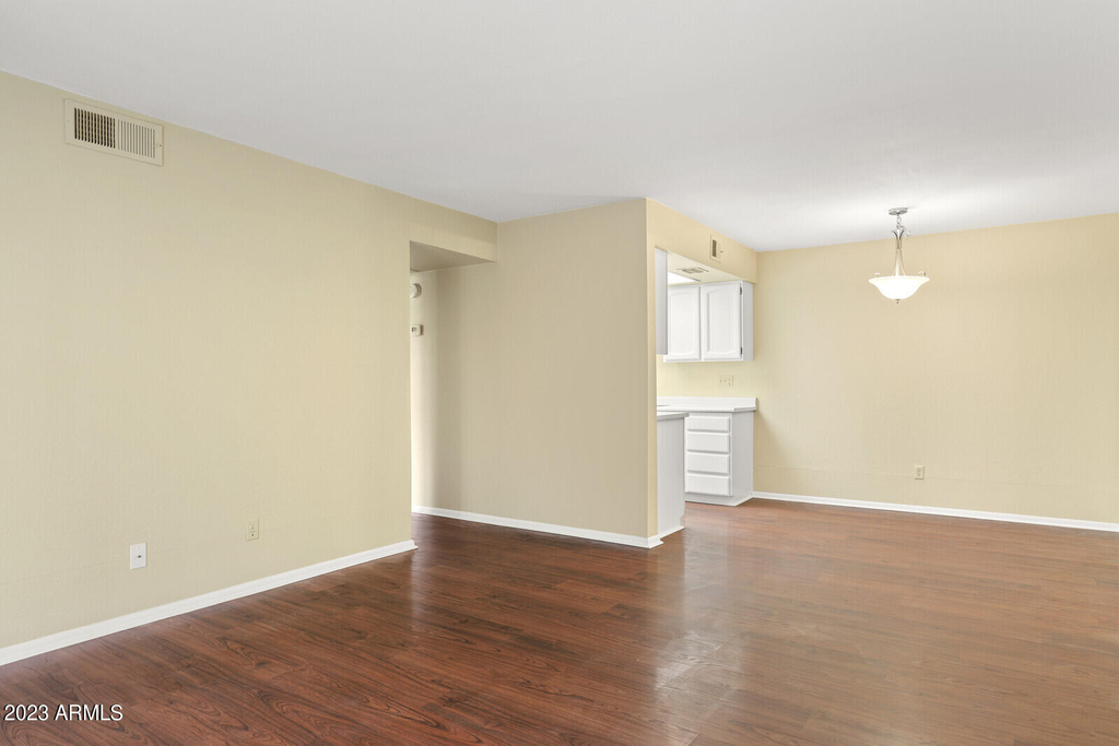 16635 N Cave Creek Road - Photo 2