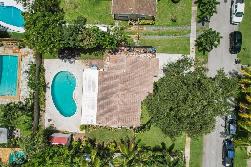 2440 Sw 16th Street - Photo 5