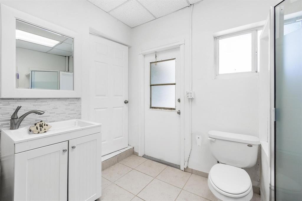 2440 Sw 16th Street - Photo 22