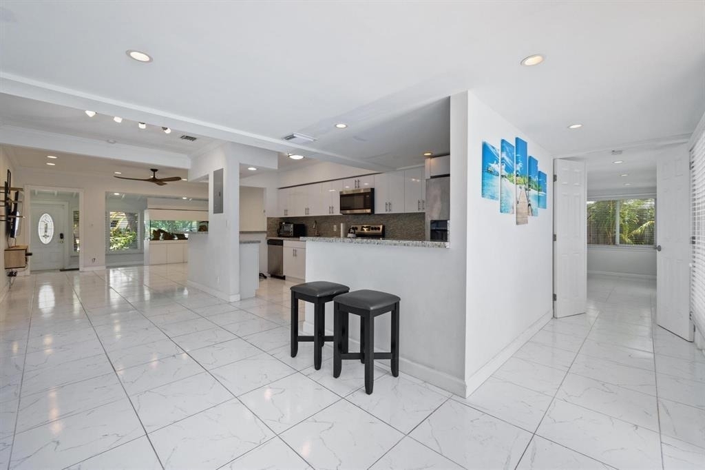 2440 Sw 16th Street - Photo 24