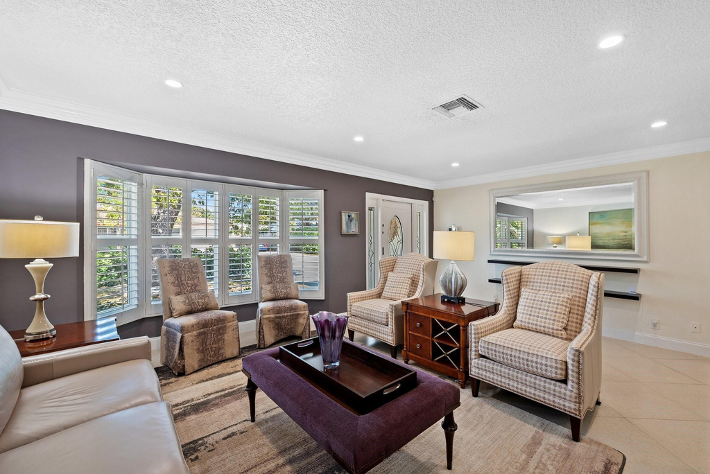 2200 Ne 36th Street - Photo 8