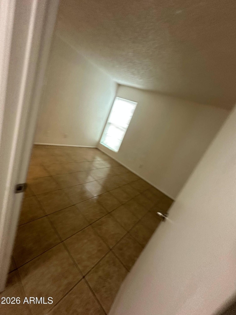 2684 N 43rd Avenue - Photo 5