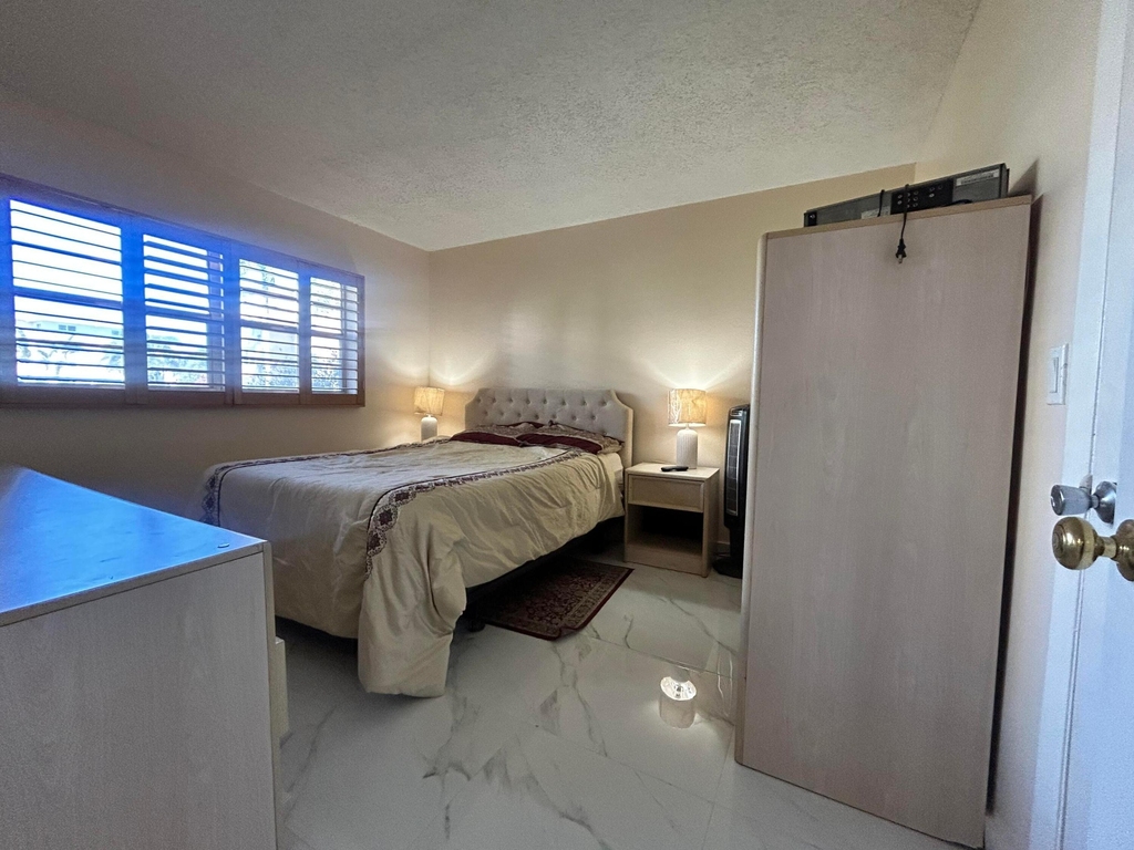 300 Ne 26th Avenue - Photo 7