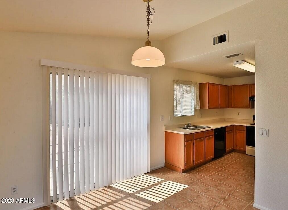 4941 E Colby Street - Photo 10