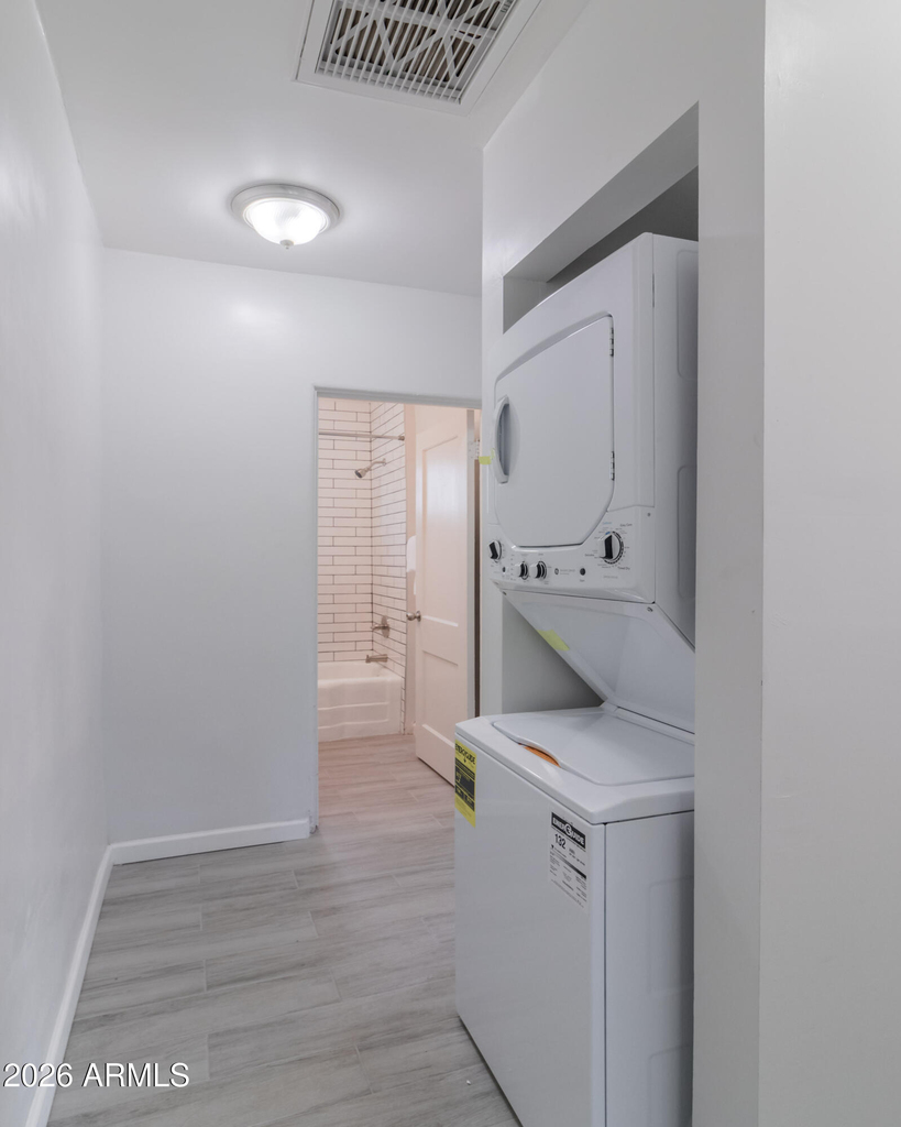 1649 E Oak Street - Photo 10