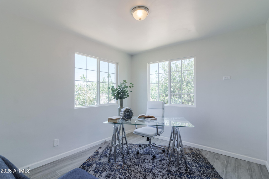 1649 E Oak Street - Photo 9