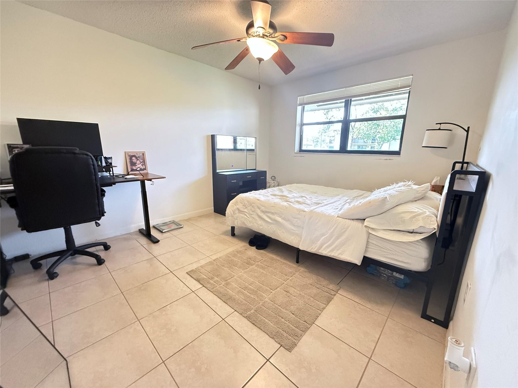 9919 Nob Hill Court - Photo 9