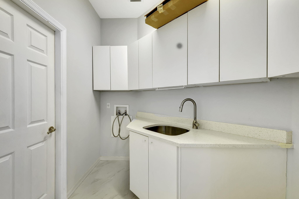 2704 Se Eagle Drive - Photo 35