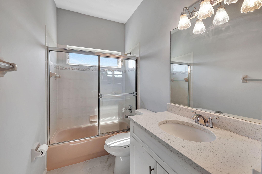 2704 Se Eagle Drive - Photo 29