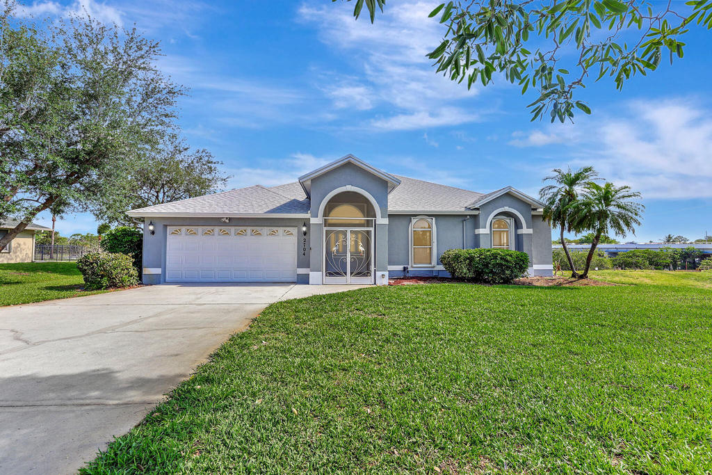 2704 Se Eagle Drive - Photo 8