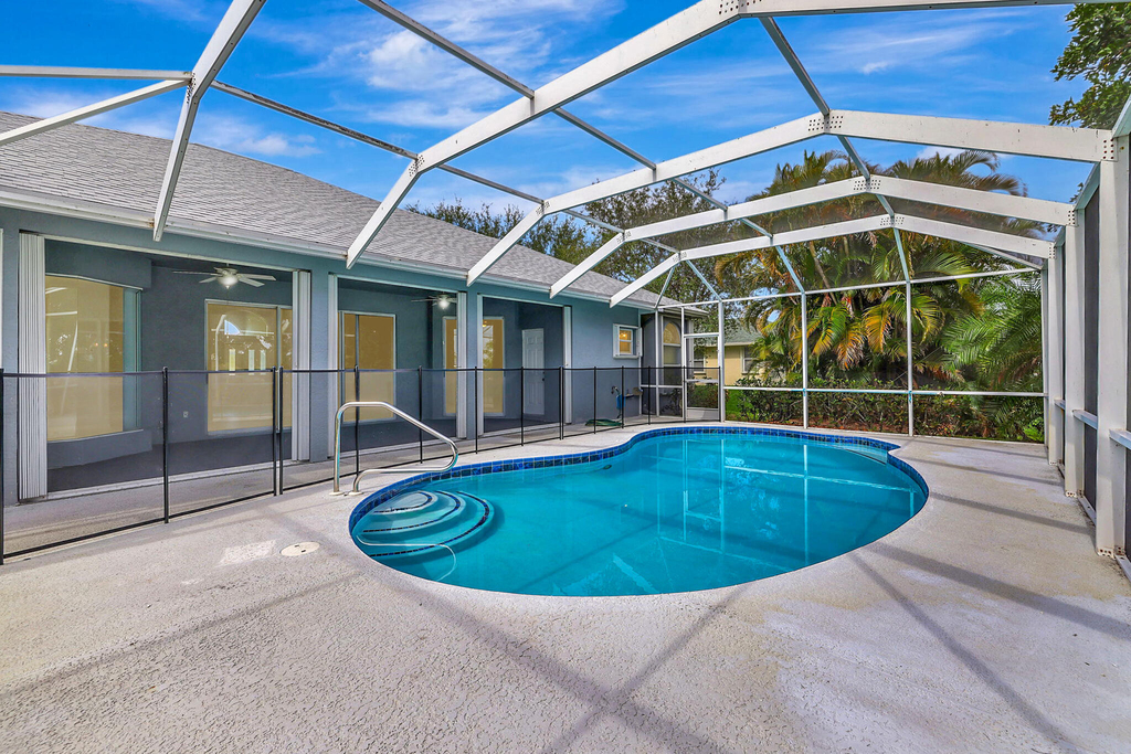 2704 Se Eagle Drive - Photo 41