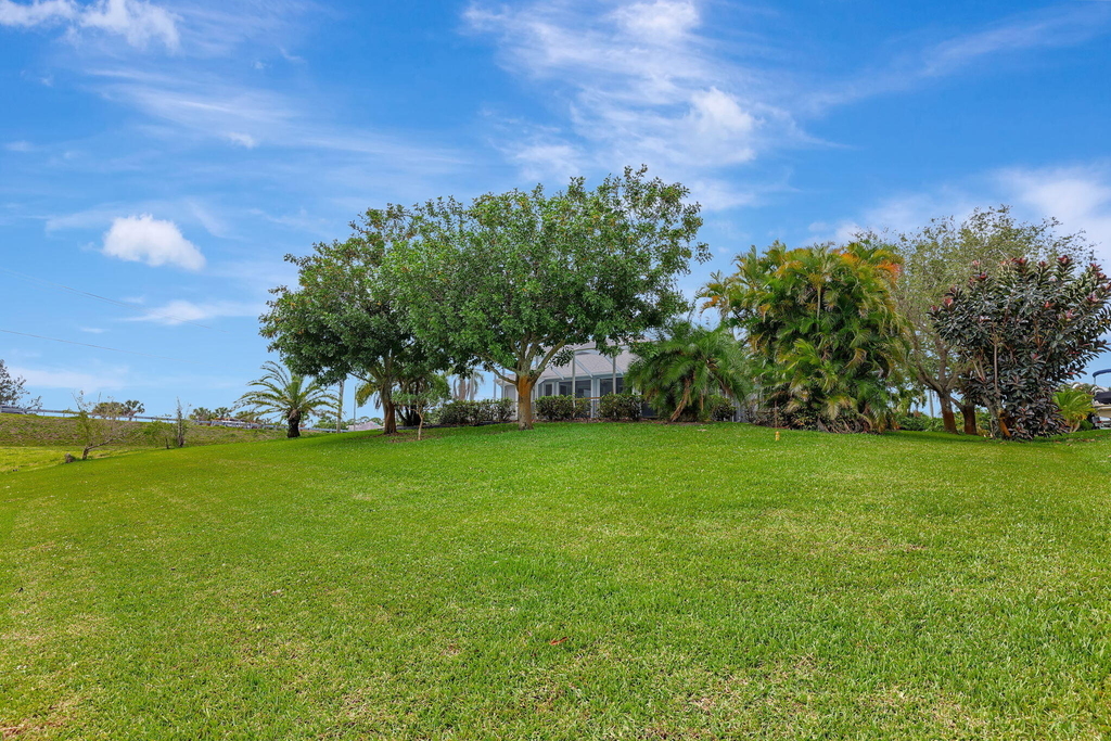 2704 Se Eagle Drive - Photo 45