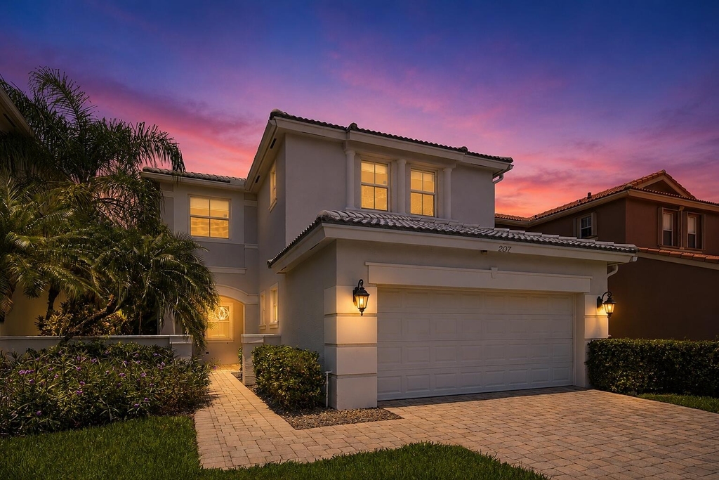 207 Isle Verde Way - Photo 2