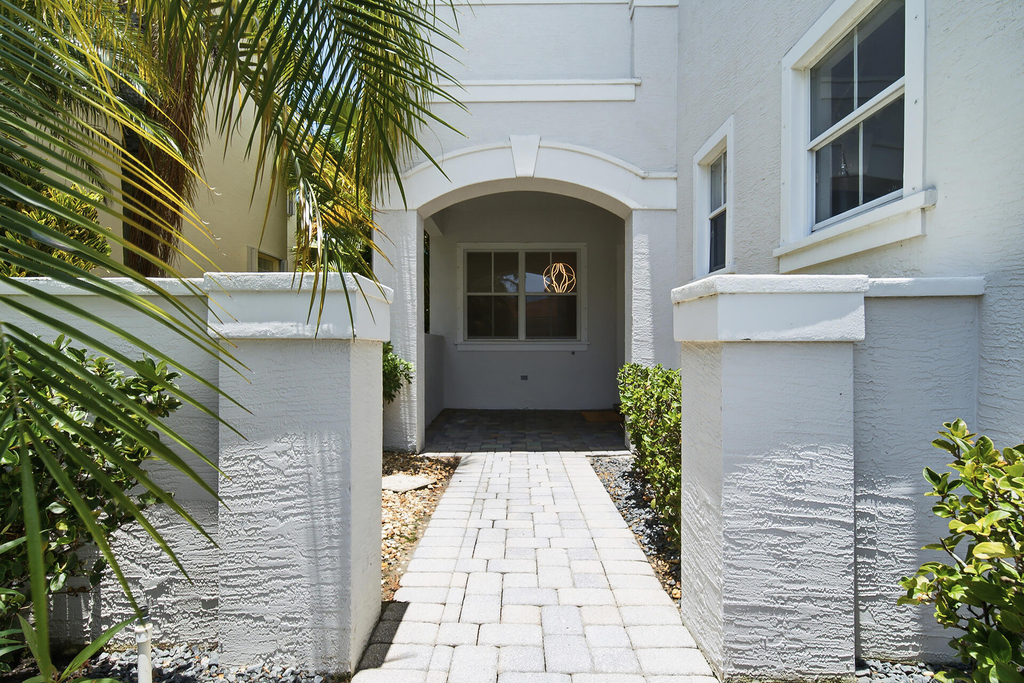 207 Isle Verde Way - Photo 6
