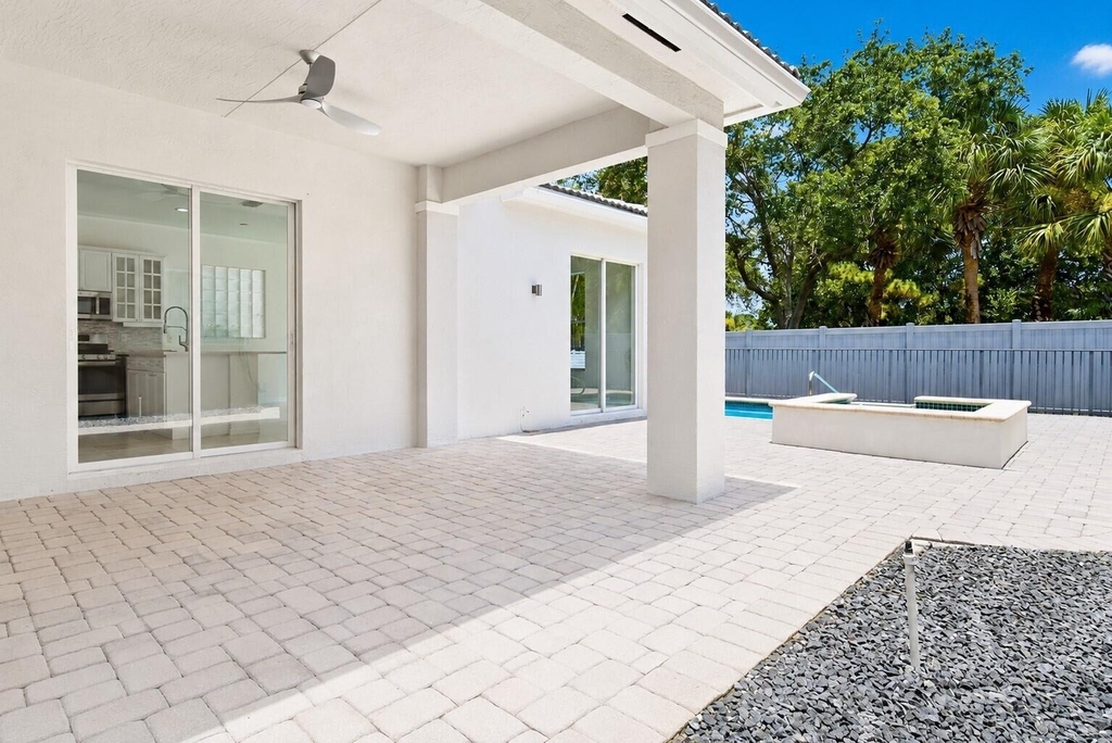 207 Isle Verde Way - Photo 35