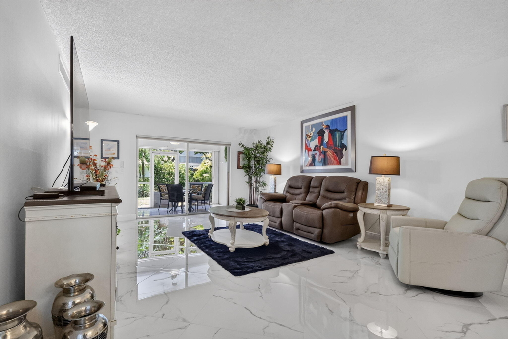 1251 Sugar Sands Boulevard - Photo 5