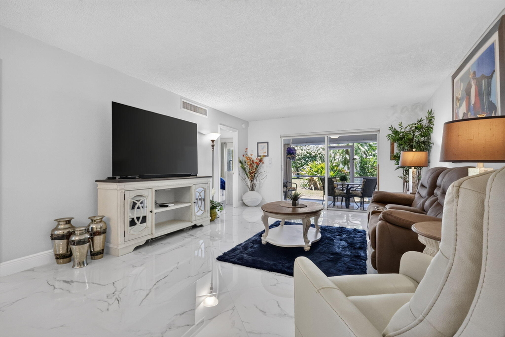 1251 Sugar Sands Boulevard - Photo 4