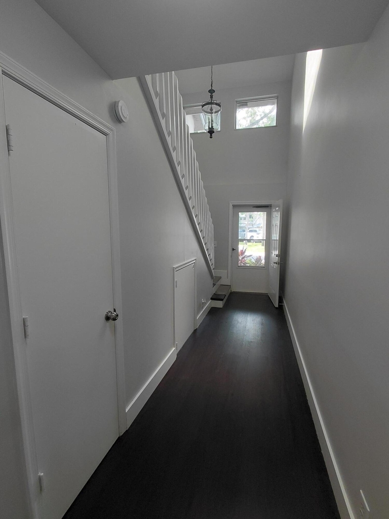 2147 Discovery Circle W - Photo 18