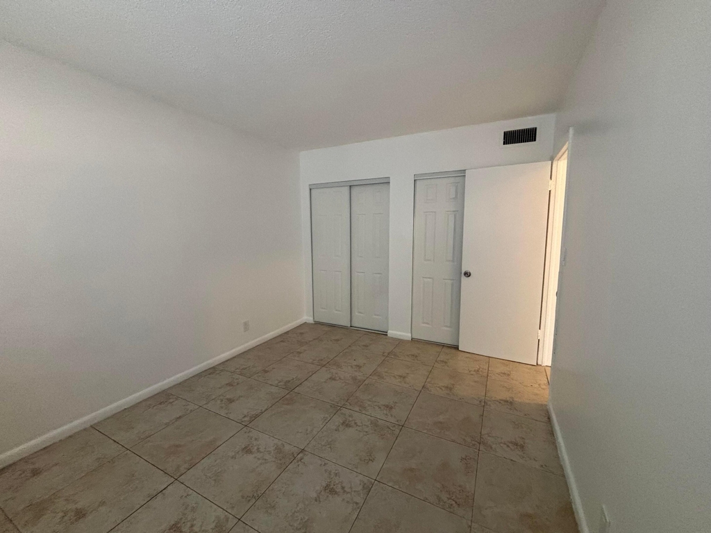 491 Nw 42nd Avenue - Photo 11