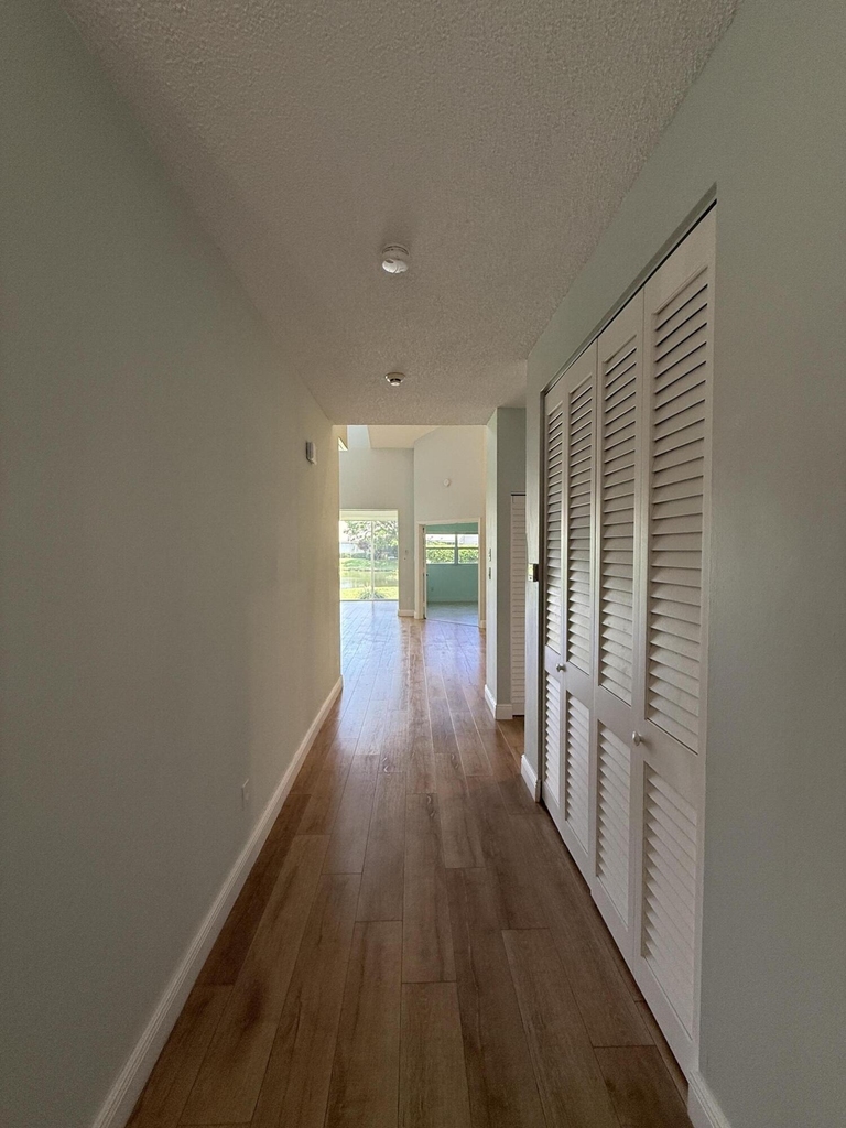 225 N Lakeshore Drive - Photo 9