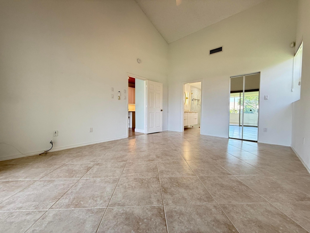 225 N Lakeshore Drive - Photo 17