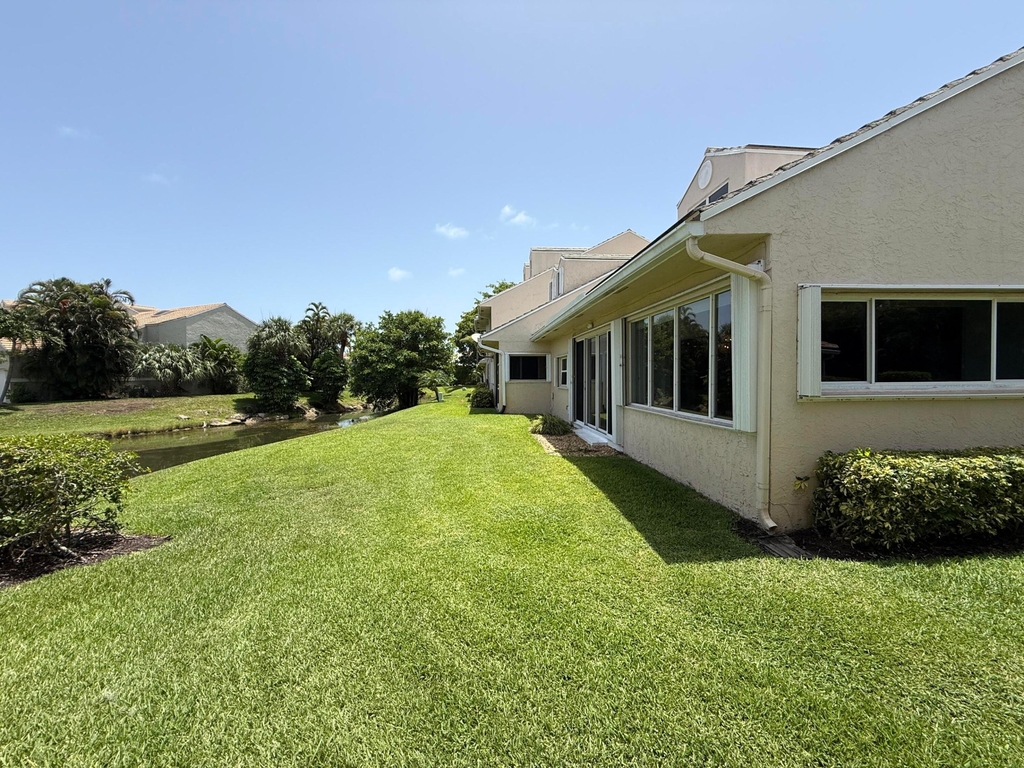 225 N Lakeshore Drive - Photo 56